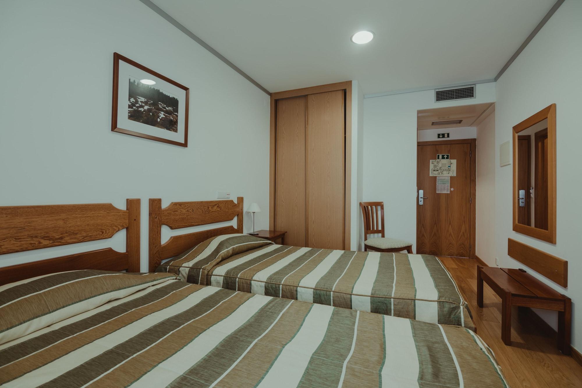 Hotel Albergaria Senhora Do Espinheiro Seia Bagian luar foto