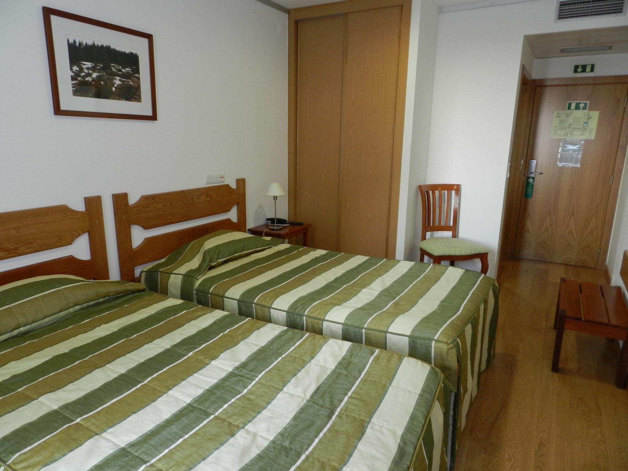 Hotel Albergaria Senhora Do Espinheiro Seia Bagian luar foto