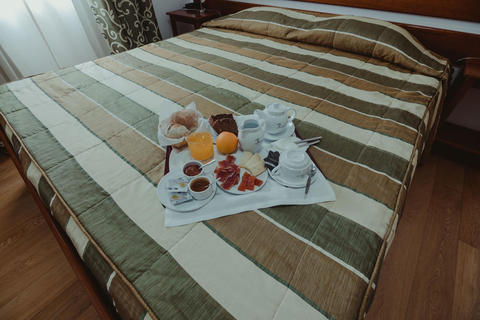 Hotel Albergaria Senhora Do Espinheiro Seia Bagian luar foto