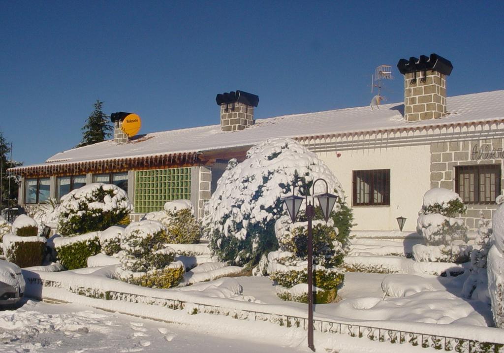 Hotel Albergaria Senhora Do Espinheiro Seia Bagian luar foto