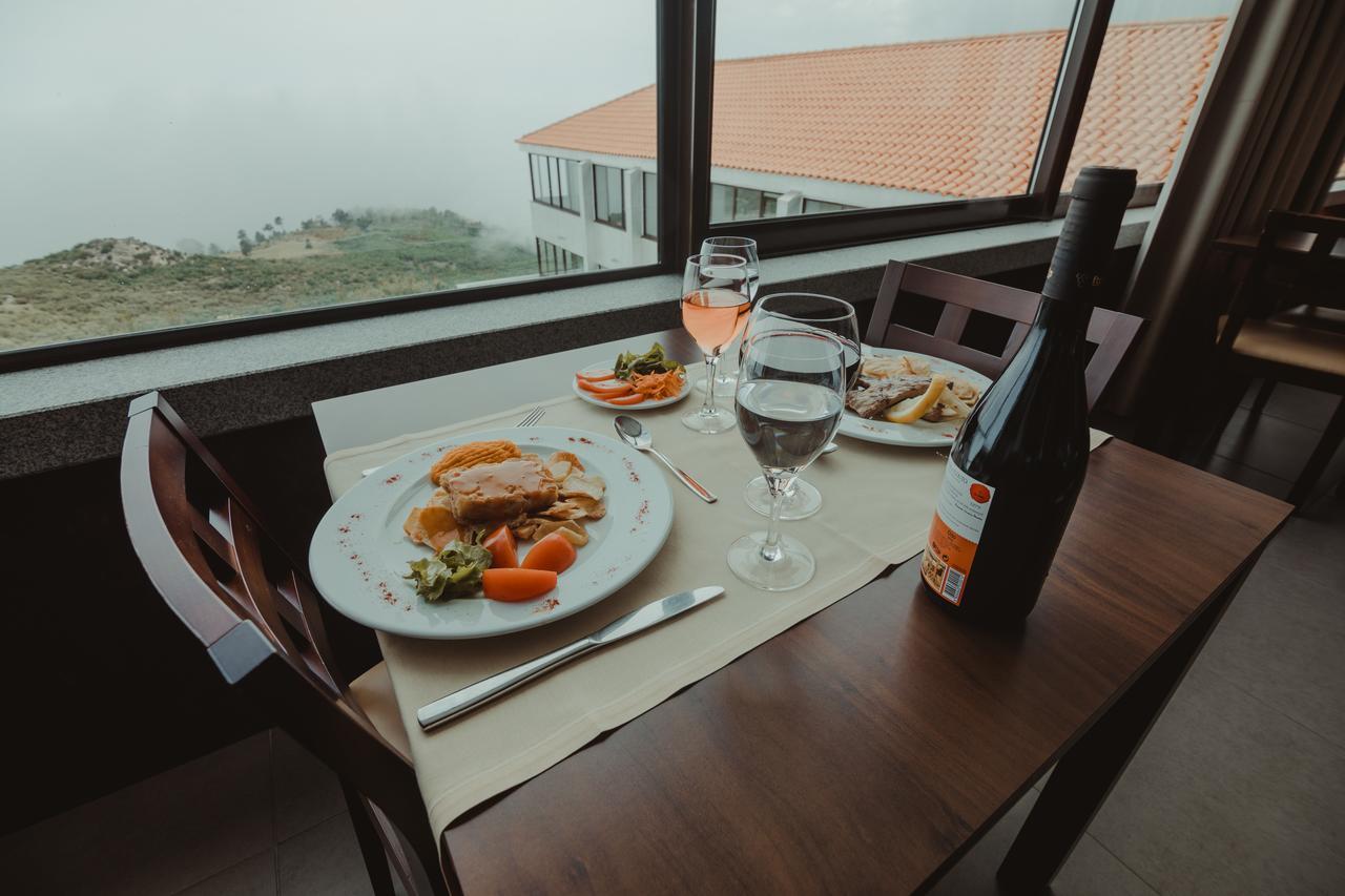 Hotel Albergaria Senhora Do Espinheiro Seia Bagian luar foto