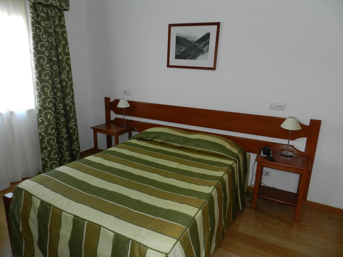 Hotel Albergaria Senhora Do Espinheiro Seia Bagian luar foto